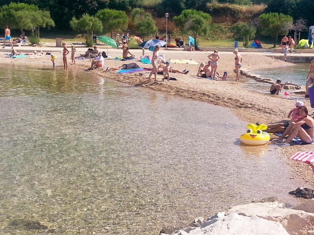 Family Friendly Apartments With A Swimming Pool Sveti Filip I Jakov, Biograd - 19325 מראה חיצוני תמונה