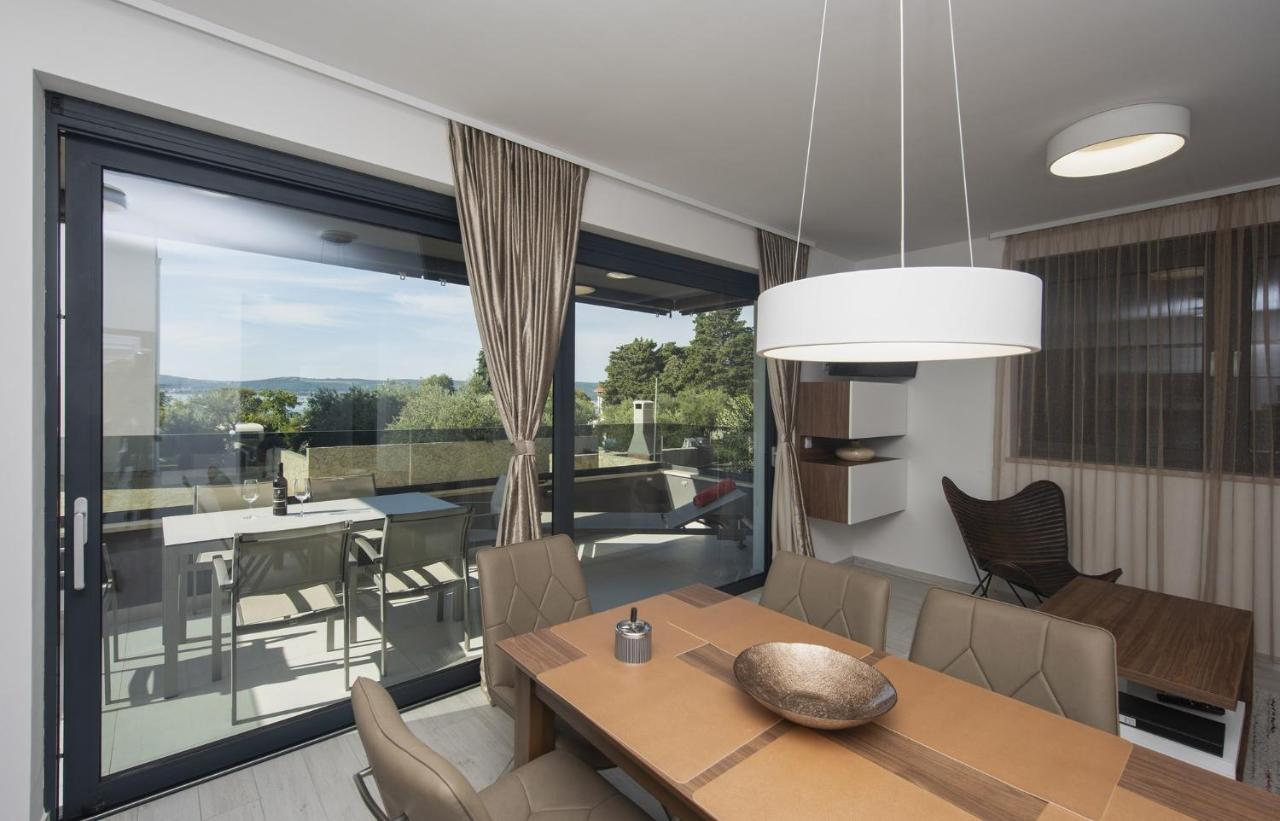 Family Friendly Apartments With A Swimming Pool Sveti Filip I Jakov, Biograd - 19325 מראה חיצוני תמונה